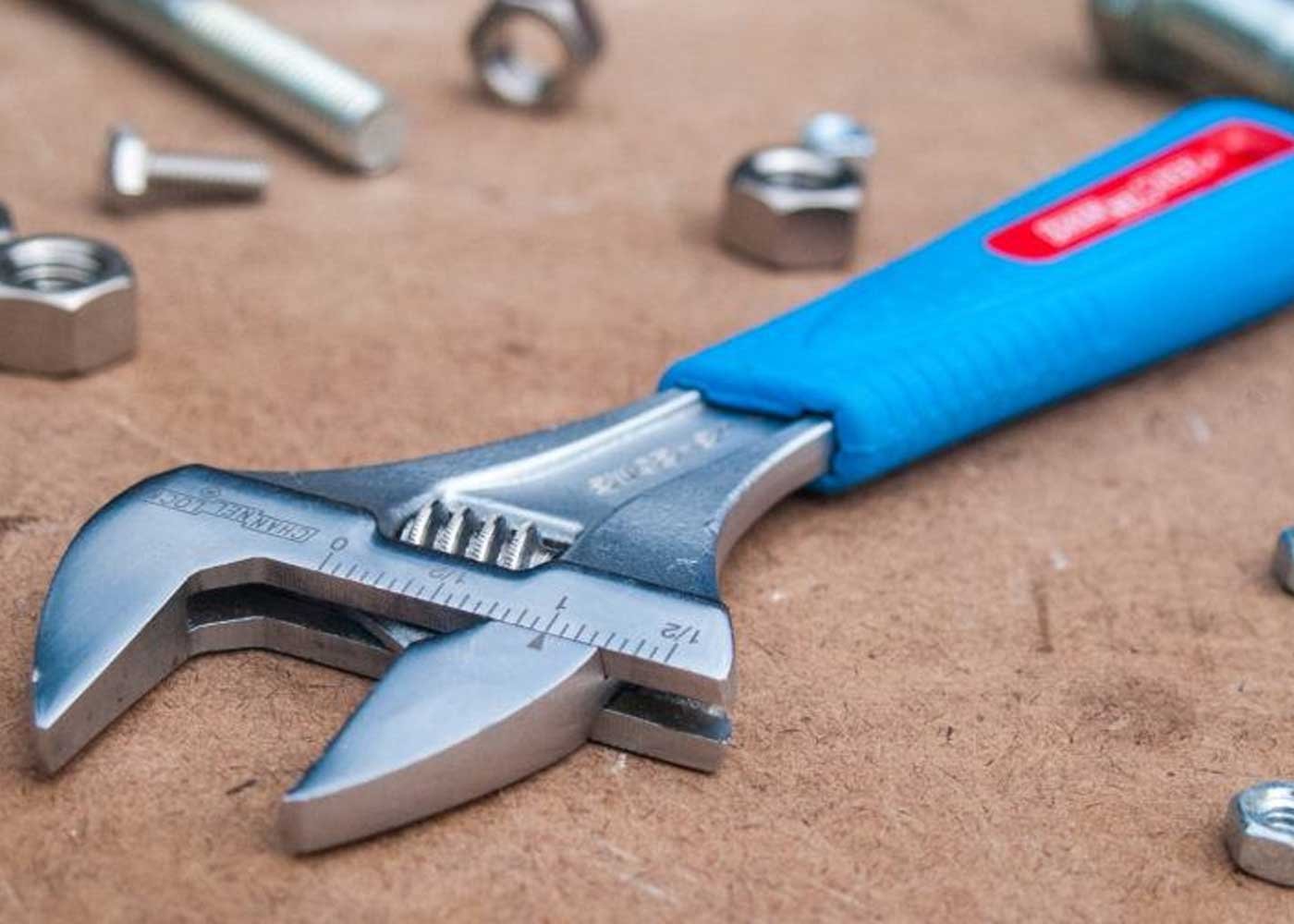Get The Best Adjustable Wrench for Home & Professional Use